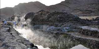 العيون الحارة: وجهة سياحية علاجية في السعودية