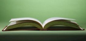 ماذا يعني رؤية الميت في المنام؟ تفسير الأحلام يكشف الأسرار