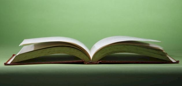 ماذا يعني رؤية الميت في المنام؟ تفسير الأحلام يكشف الأسرار