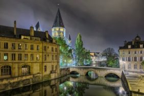 دليل الزوار: استكشف كنوز السياحة في مدينة ميتز الفرنسية