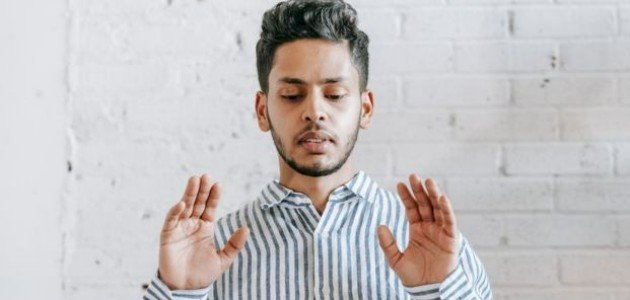 تفسير رؤية الصلاة في المنام: خير أم شر؟