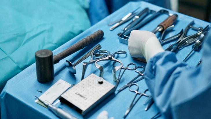 جراحة العظام في السعودية: دليل الطلاب والمهنيين الطموحين