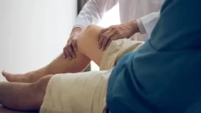 فيتامين K2: فوائد متعددة لصحة العظام والعضلات وتقليل تقلصات الساق