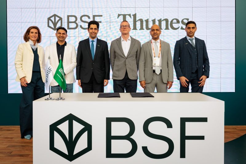 التحويلات المالية الدولية: حلول مبتكرة من البنك السعودي الفرنسي وThunes