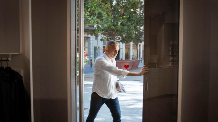 دعاء الخروج من المنزل: خطوات نحو يوم مبارك وموفق