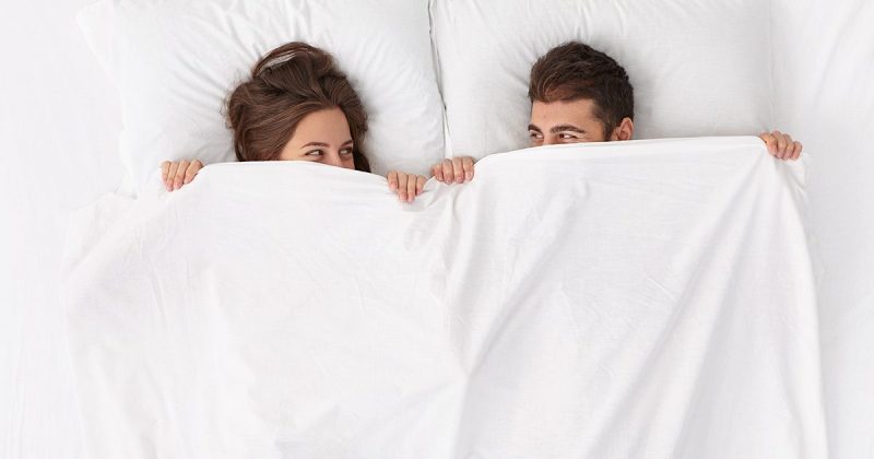 الاستعداد للعلاقة الحميمة: كيف تحولينها إلى تجربة لا تنسى؟