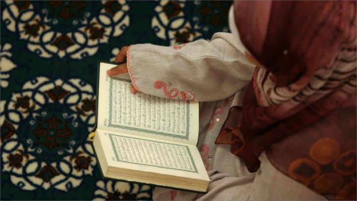 استثمر في آخرتك: فضل سورة الملك كنز لا يفنى