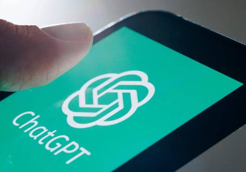 تعطل ChatGPT: تقييم المخاطر والتحديات في عصر الذكاء الاصطناعي