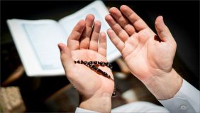 أدعية قصيرة: لتفريج الهم والكرب وتنوير البصيرة