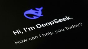 تطبيق DeepSeek: نافذة على مستقبل الذكاء الاصطناعي