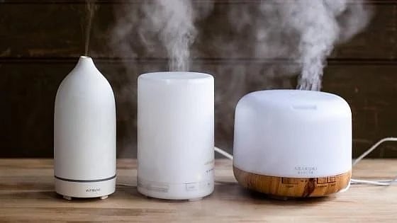 مخاطر الفواحات العطرية: هل من الآمن استخدامها في المنزل؟