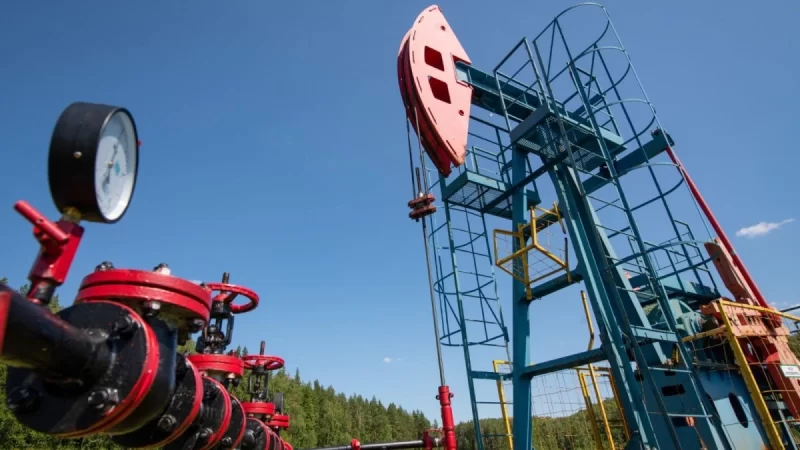 مستقبل أسعار النفط: تحديات وفرص في السوق العالمية