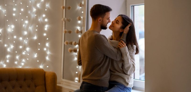 خطوات بسيطة لامتلاك قلب زوجك للأبد