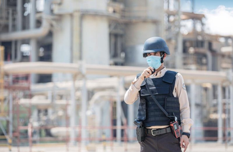 الأمن الصناعي: جهود السعودية في تأمين المنشآت الحيوية