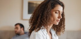 التعامل مع الزوج عديم الإحساس: هل من أمل؟