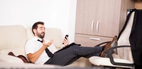 الهواتف الذكية والصحة: ما هو تأثير الهواتف الذكية على الإنجاب؟