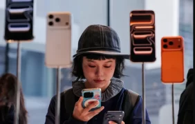 مبيعات iPhone 17: تحليل مفصل للإقبال على هواتف آبل الجديدة