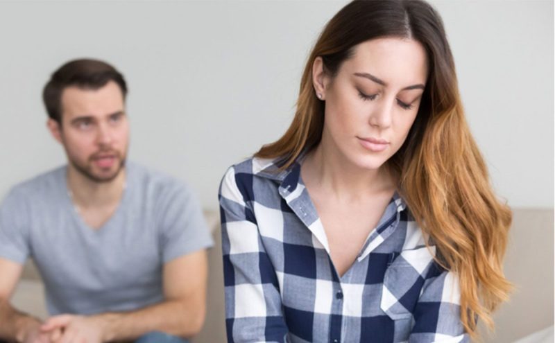 تأثير الصراخ على العلاقة: استراتيجيات للحفاظ على الرغبة الحميمة