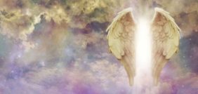 تفسير الأحلام: الملائكة تحيط بالميت – ماذا يعني ذلك؟