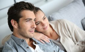 أهمية العلاقة الزوجية الحميمة: نصائح لبناء حياة زوجية متوازنة