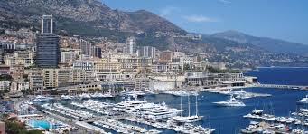 خطط لرحلتك إلى الريفييرا الفرنسية: أفضل الوجهات والأنشطة
