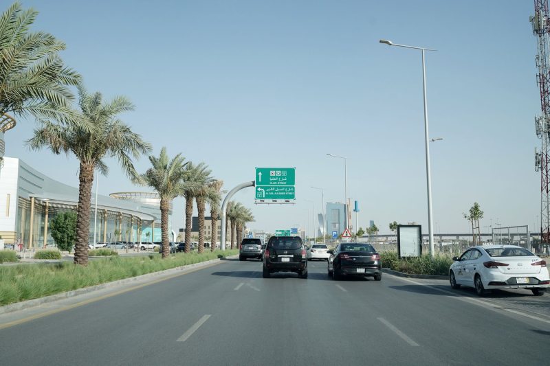 Mastering the Roads: Essential Guide to Driving in Saudi Arabia