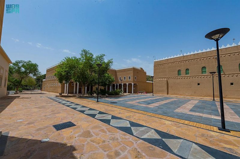 الموسوعة العالمية: تحليل نقدي لأهميتها في العصر الرقمي