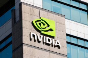سباق التكنولوجيا: إنفيديا تسعى لدخول السوق الصيني برقائق الذكاء الاصطناعي المتطورة
