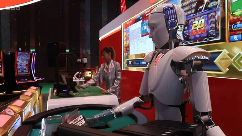 الروبوتات في خدمة الإنسان: الذكاء الاصطناعي يلبي احتياجات الرعاية