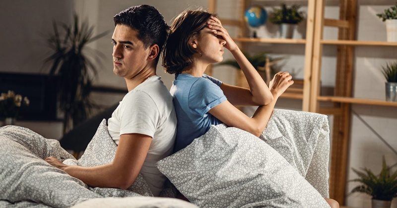 ممارسة الزوج للعادة السرية: نصائح للحفاظ على استقرار الزواج