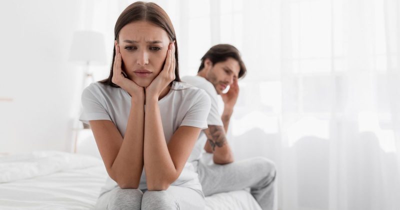 نزول الدم بعد العلاقة الزوجية: فهم الأسباب واتخاذ الإجراءات