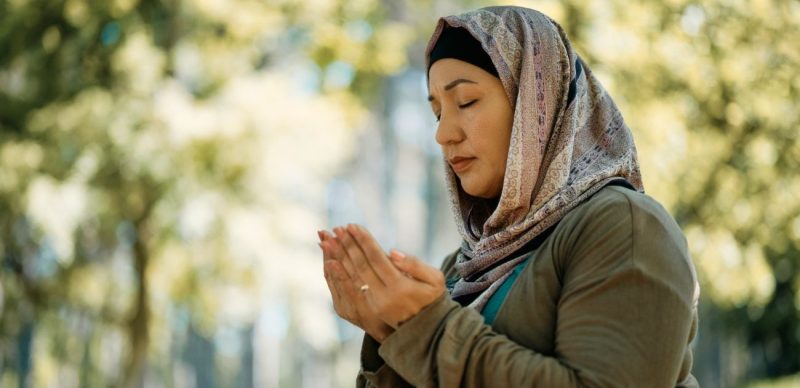 دعاء لحل المشاكل الزوجية: خطوات إضافية لتحسين العلاقة