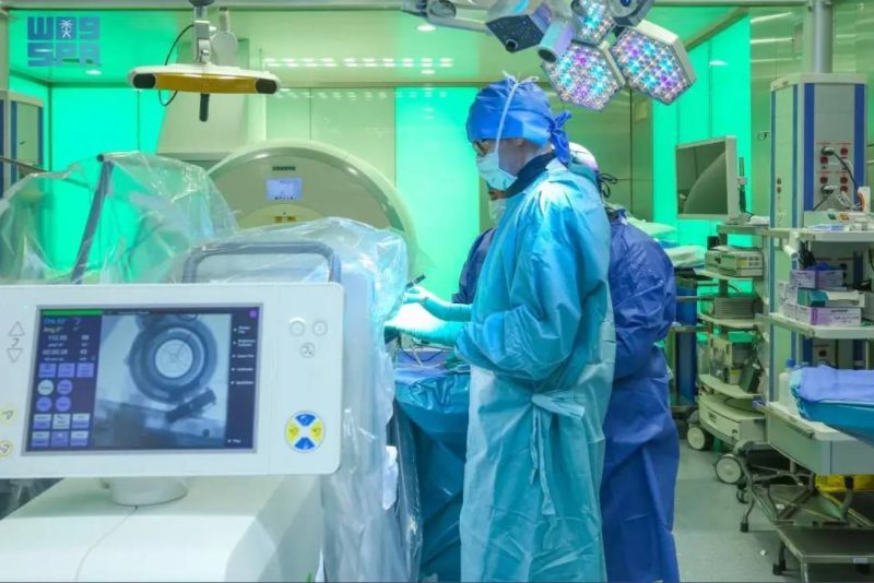 اكتشاف علاج الأمراض العصبية: جهاز ذكي يعيد الأمل للمرضى