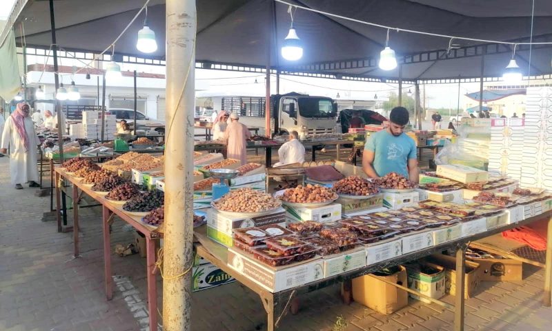كل ما تريد معرفته عن سوق القوز الشعبي: الموقع، المنتجات، والأنشطة