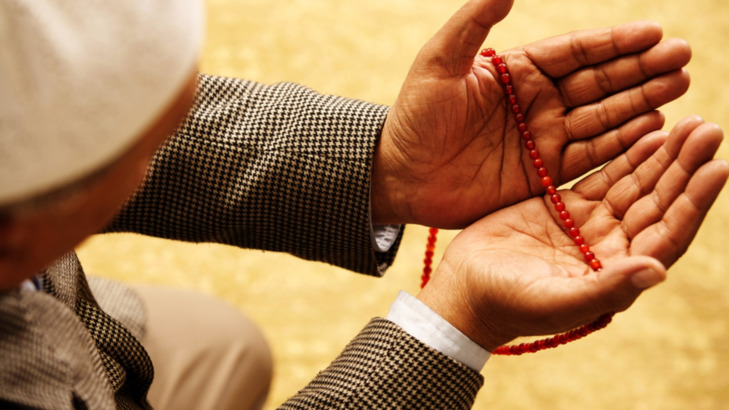 أدعية للأب المتوفي: في ذكرى رحيله.. لا تنسوه من الدعاء