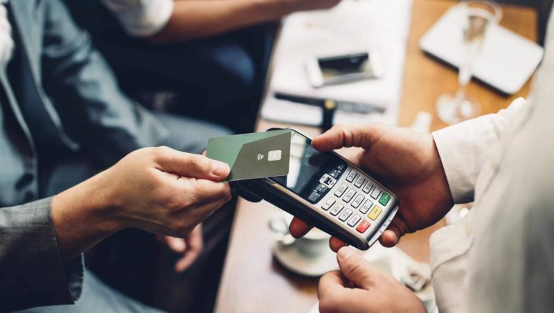 التجارة الإلكترونية في السعودية: نمو غير مسبوق بفضل مدى