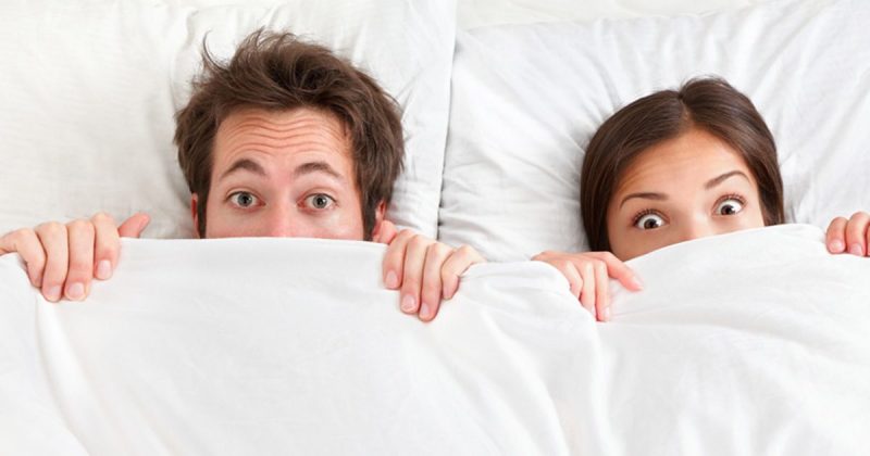 رجل الأسد والجنس: نظرة تحليلية في العلاقة الحميمة