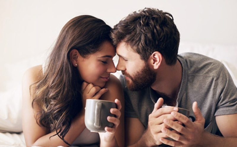 العلاقة الحميمة الصباحية: نصائح بسيطة لحياة زوجية أكثر إثارة