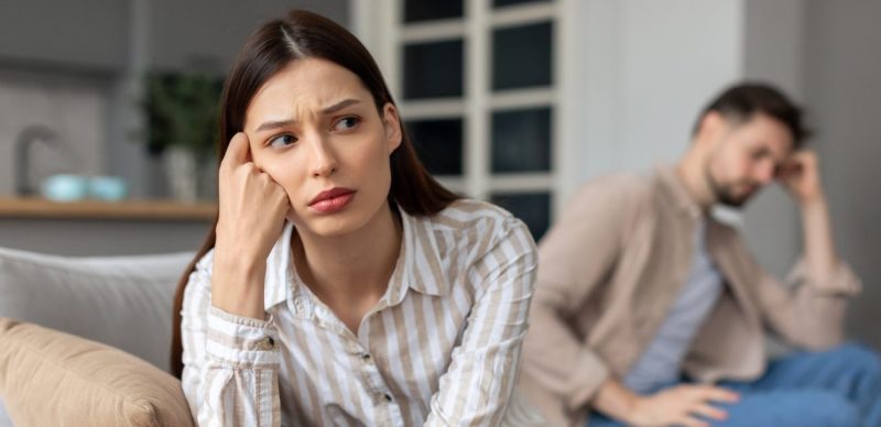 اقتحام أهل الزوج: كيف تضعين حدودًا تحمي خصوصيتك؟