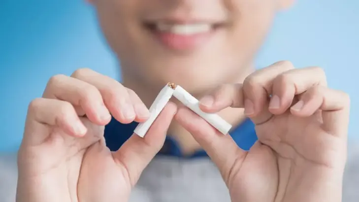 الإقلاع عن التدخين: مفتاحك لحياة أفضل وصحة فموية مثالية