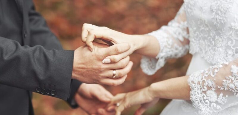 مستقبل الأسرة في ظل زواج المسيار: استقرار أم تفكك؟