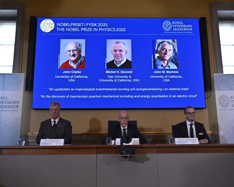 جائزة نوبل في الفيزياء 2025: تمهيد الطريق لابتكارات كمومية