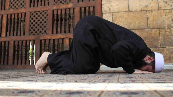 صلاة الضحى: طريقك للتقرب إلى الله ونيل ثواب عظيم وسعادة روحية