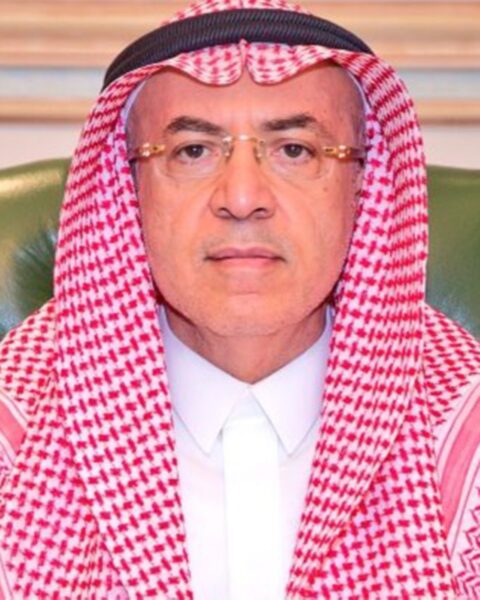 الدكتور حسام محمد رمضان: مسيرة حافلة بالإنجازات في الساحة الأكاديمية