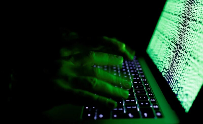 بناء حصن رقمي: التوعية لمواجهة مخاطر الذكاء الاصطناعي في الجرائم الإلكترونية