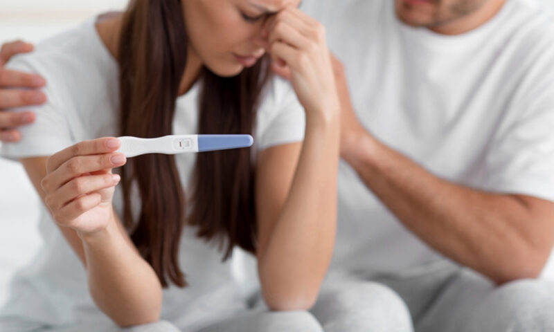 تحديات العقم: كيف تؤثر العادات والأمراض على الإنجاب؟