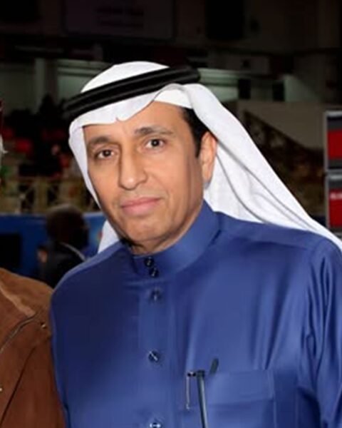 تكريم إبراهيم القناص: جوائز وتقدير لمسيرة حافلة بالإنجازات