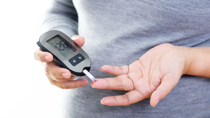 الوزن الزائد والسكري: تأثير الدهون، الصحة النفسية، وأفضل طرق الوقاية