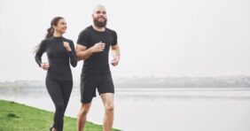 تعزيز جودة العلاقة الحميمة عبر التمارين الرياضية المنتظمة