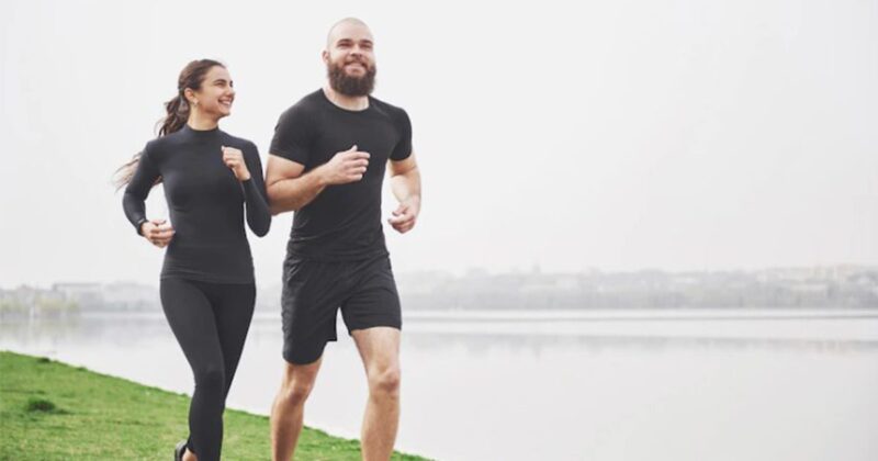 تعزيز جودة العلاقة الحميمة عبر التمارين الرياضية المنتظمة